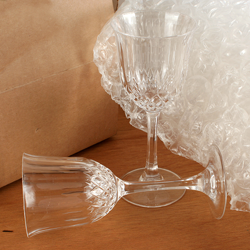 Packaging fragile items